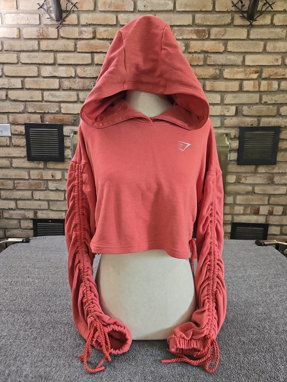 Gymshark Ruched Sleeve Cropped Pullover Hoodie Sweatshirt Womans Sz XS Salmon